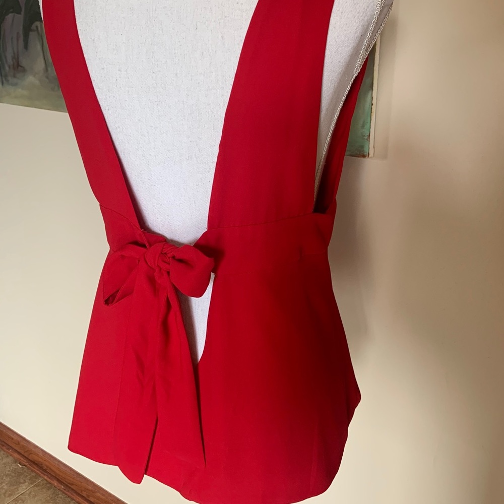 Bow-Back Dressy Tank